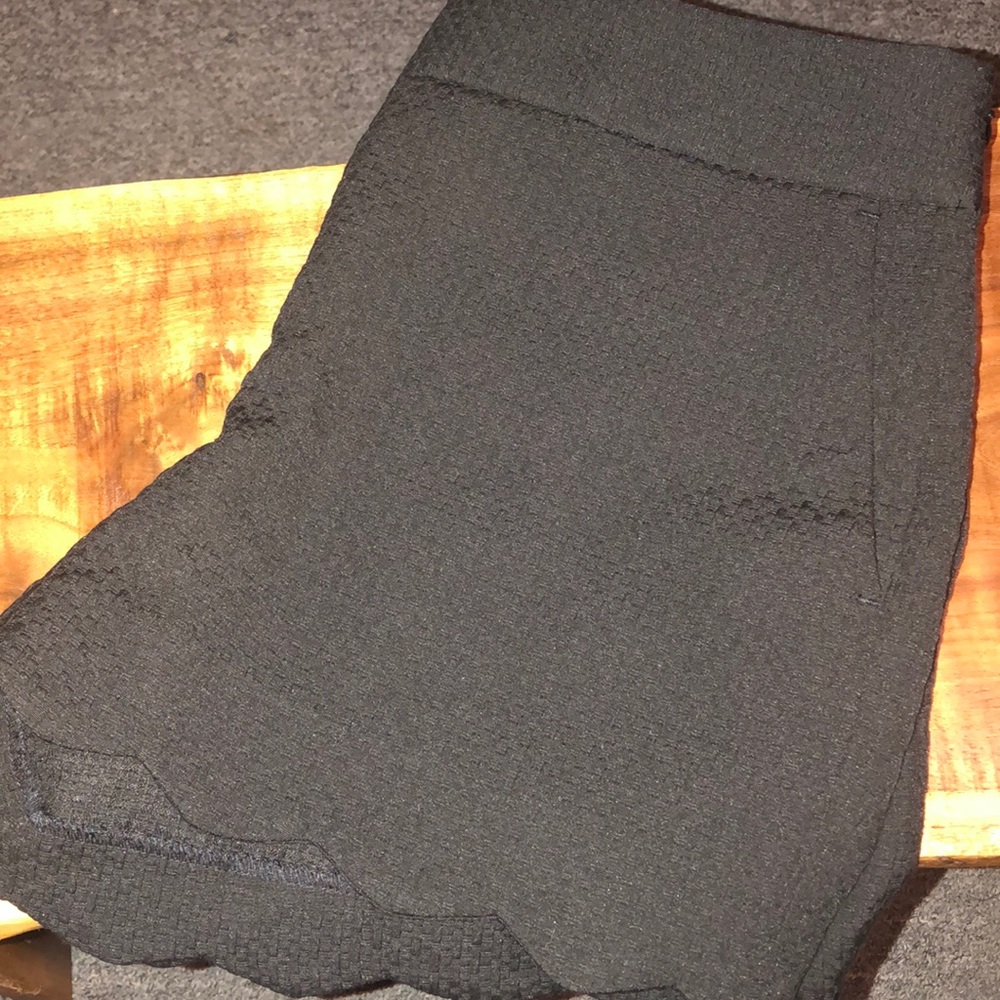 The Loft scalloped shorts